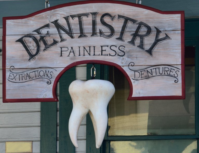 painless dental extractions for those with dementia in Connecticut
